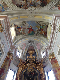 Szent Péter és Szent Pál apostol templom belső falképeinek teljes restaurálása