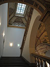 A Szépművészeti Múzeum reneszánsz csarnokában lévő lépcsőházának rekonstrukciós festése